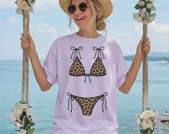 Comfort Colors® Leopard Print Bikini Set Graphic Tee, Trendy Animal Print Swimwear Shirt, Stylish Beach Vacation Outfit