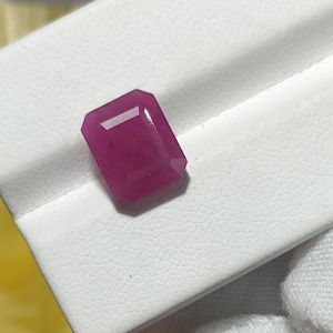 5.60 Carat natural indian red ruby octagon shape loose gemstone for making ring