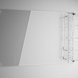 Tablero de notas borrable de acrílico en blanco con estantes de compartimentos ajustables para la decoración del hogar de la oficina en el hogar, lista de tareas pendientes, borrado en seco de tablero flotante