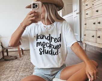 White Comfort Colors 1717 T-Shirt Mockup Oversized Mockup Comfort Colors T-shirt Mockup Trendy Mockup POD Mockup Summer Mockup White Tshirt