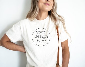 Maqueta de camiseta Ivory Comfort Colors 1717/ Maqueta de camiseta Comfort Colors/ Maqueta de camiseta modelo/ Maqueta de camiseta