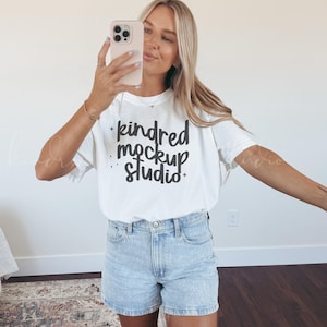 White Comfort Colors 1717 T-Shirt Mockup| Oversized Mockup| Comfort Colors T-shirt Mockup