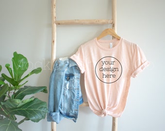 Bella Canvas 3001 Mockup| Heather Peach T-Shirt Mockup| Hängendes Shirt Mockup| Süßes Shirt Mockups| Mockup Shirt
