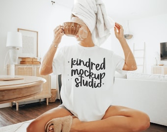 White Comfort Colors 1717 T-Shirt Mockup Oversized Mockup Comfort Colors T-shirt Mockup Trendy Mockup POD Mockup Summer Mockup White Tshirt