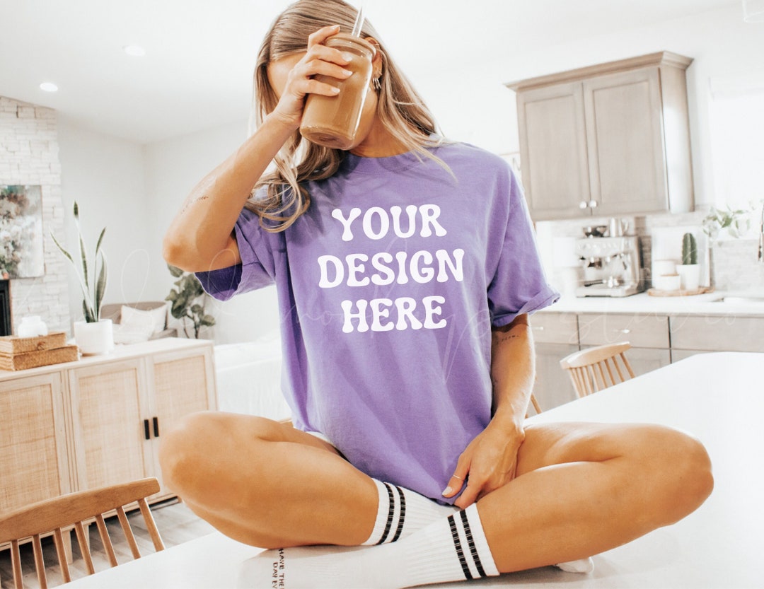 Violet Comfort Colors 1717 T-shirt Mockup| Comfort Colors T-shirt