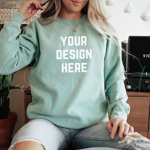 Comfort Colors Chalky Mint 1566 Mockup| Comfort Colors Sweatshirt Mockup