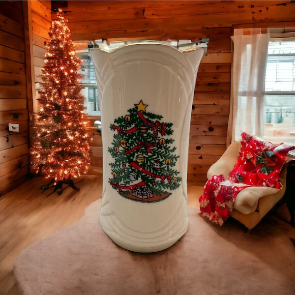 Vintage Ron Gordon Designs Porcelain Christmas Tree Vase 5.75" ~ TAIWAN