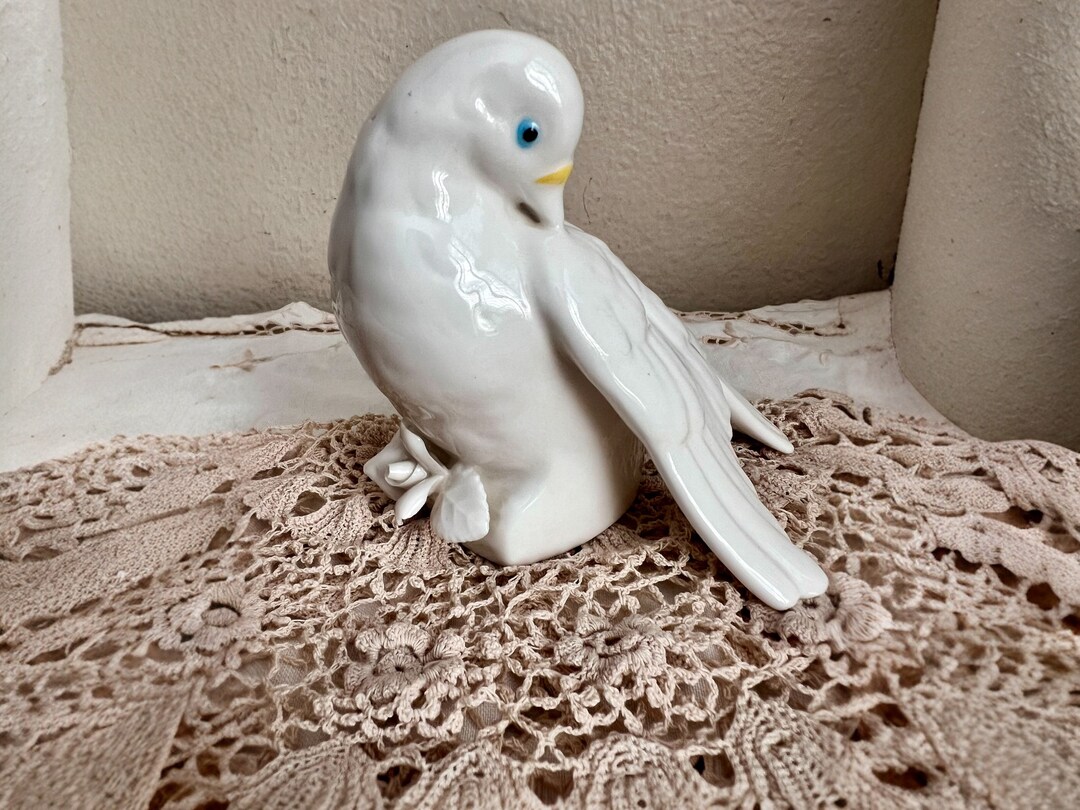 Vintage I.W. Rice Porcelain Dove Figurine With Rose Original Sticker ...