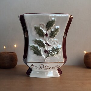 Yankee Candle Wax Warmer Christmas Holly Green or Mistletoe Holiday Tart Melt