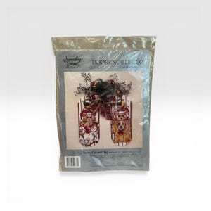 Something Special 1992 Counted Cross Stitch Door Knob Decor Bears Cat and Dog New in Package