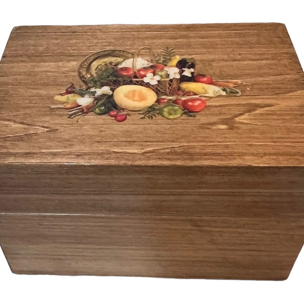 Vintage 1960s Wooden Recipe Box with Fruit and Vegetables 6"x 4"x 4"