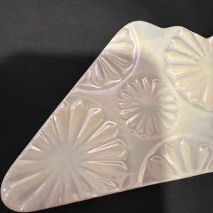 Anthropologie Lapin Regency Ceramic Luster White Cake Pie Server NEW with Tags bild 9