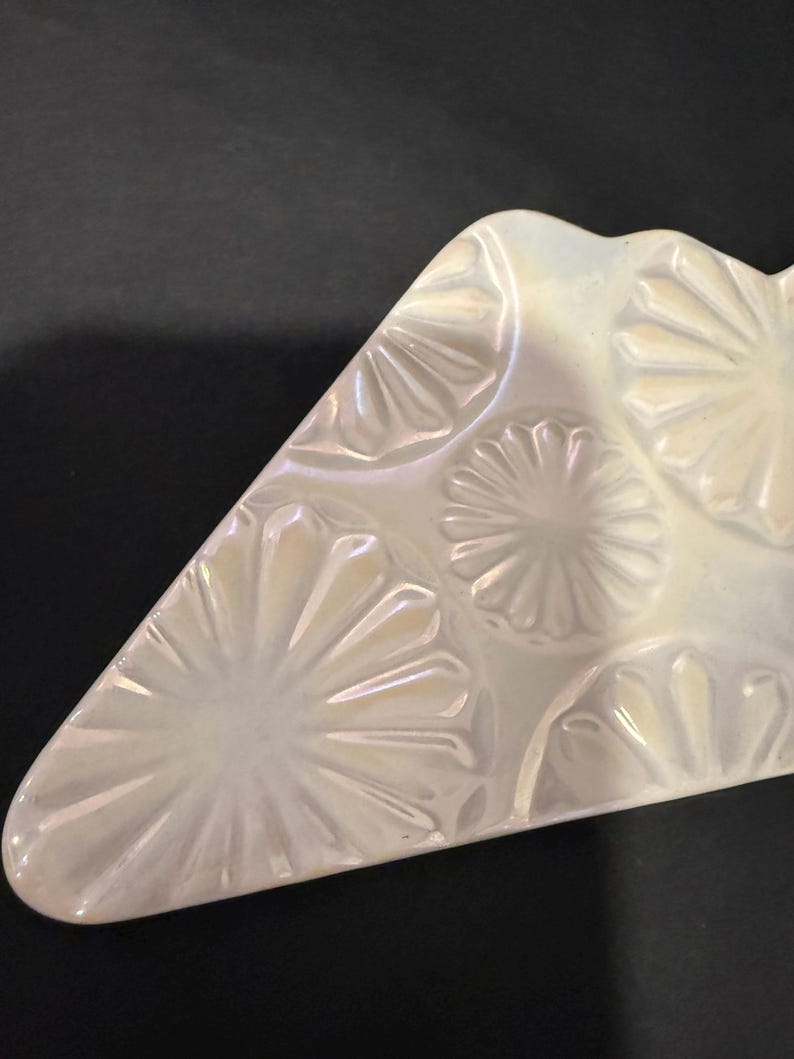 Anthropologie Lapin Regency Ceramic Luster White Cake Pie Server NEW with Tags bild 9