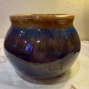 Vintage Studio Art Pottery Drip Glazed Small Planter Vase ~ ARTIST SIGNED