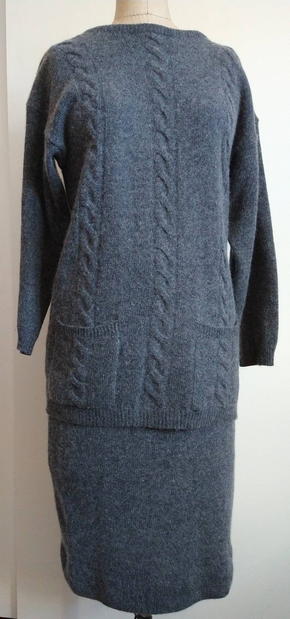 Sophisticated Vintage 1990s Grey Angora Knit Skir… - image 2