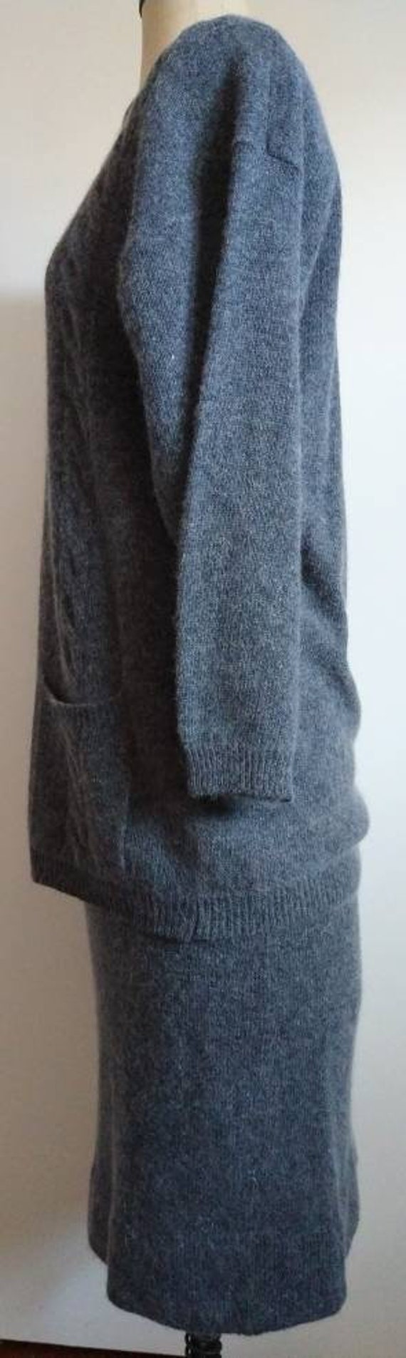 Sophisticated Vintage 1990s Grey Angora Knit Skir… - image 5