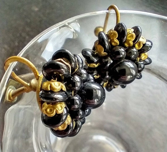 Vintage 1950s Black and Gold Bead Cluster Earring… - image 4