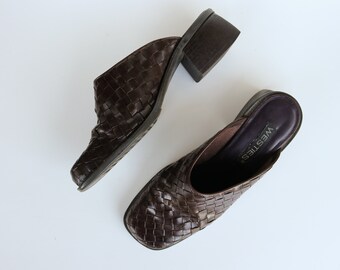 woven clogs