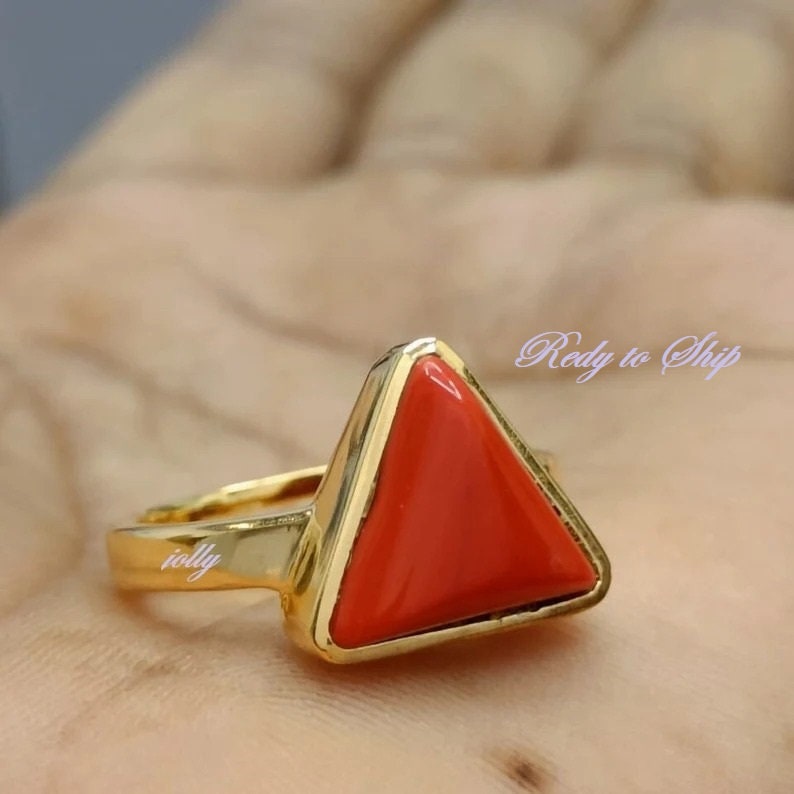 Triangle Moonga - Etsy