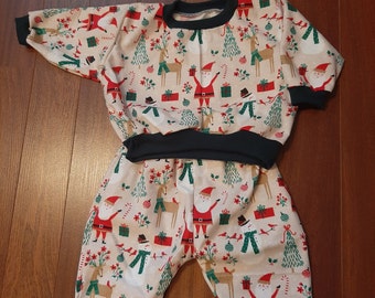 Christmas pajamas size 18 months