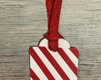 Christmas present tag - set of 10 tags