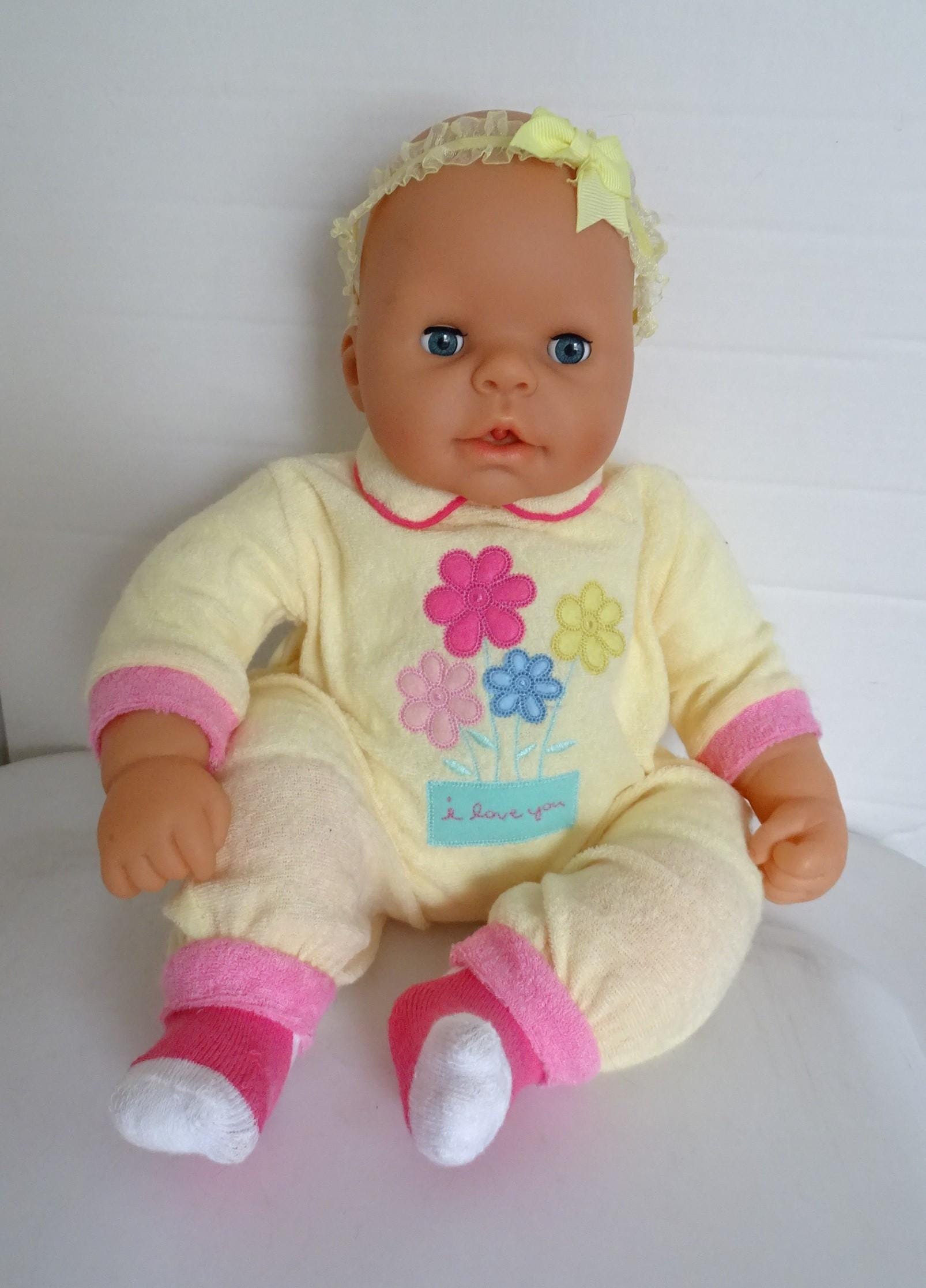 Dear Darling fashion for dolls「ケープコート」 – Junie Moon
