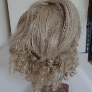 Vintage Old Store Stock Global Doll Wig Blonde w/Lots of Curls & Bangs Size 11