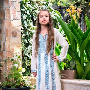 Palestinian Mediterranean Tatreez Thob/ Thoub/ Thoube/Thobe dress with blue embroidery cross stitch short or maxi for girl for Eid & Ramadan