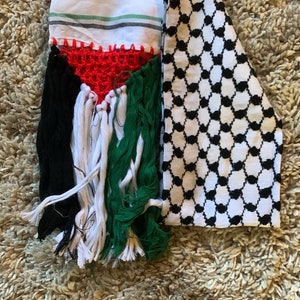 Palestinian Jerusalem black and white scarf hattah hatta great for graduation stole sash