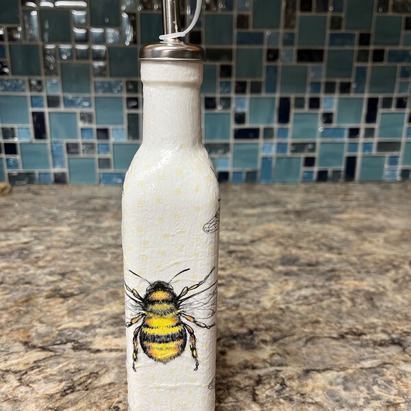 Bee dish soap dispenser