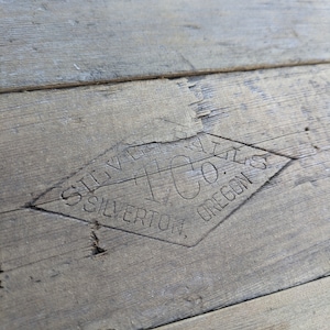 Reclaimed Antique Barn Wood Flooring-12"