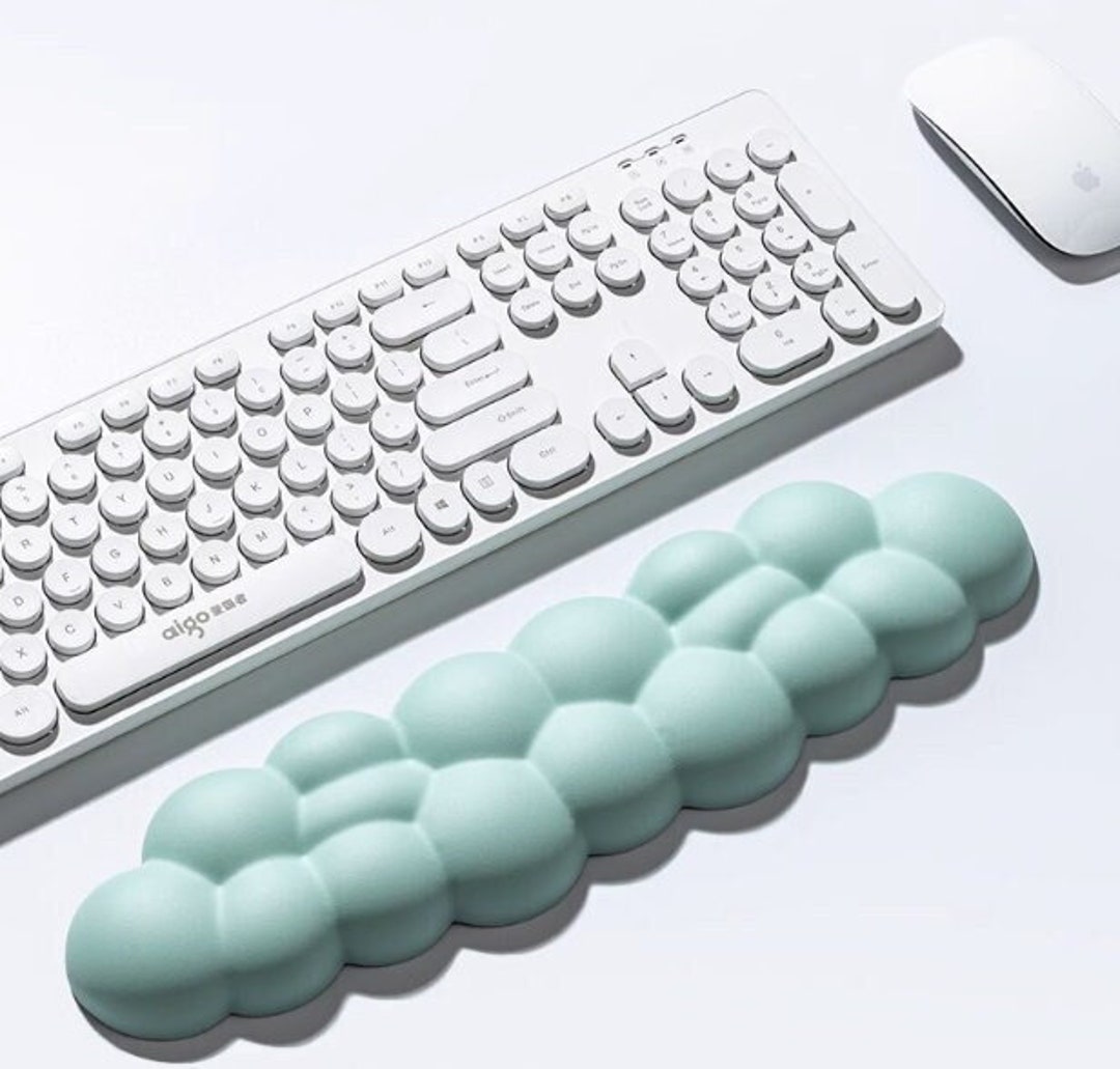 Green Cloud Wrist Rest, Memory Foam Nonslip Wrist Rest, Silicone Wrist
