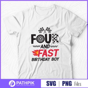 Vier en snel feestvarken SVG ontwerp, raceauto verjaardag Svg, raceauto, vier en snel feestvarken SVG PNG verjaardag sublimatie- en snijbestand