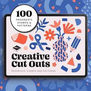 Könnte beinhalten: Der Bildschirm eines digitalen Tablets zeigt ein Grafikdesign mit 100 Procreate-Stempeln und -Mustern. Das Design zeigt eine Vase mit Blumen, einen Bleistift, eine Schere und andere abstrakte Formen in einem rosa, blauen und weißen Farbschema. Der Text "Creative Cut Outs" wird in fetten schwarzen Buchstaben angezeigt.