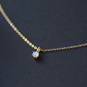 Natural Rainbow Moonstone Necklace,Tiny Gemstone Necklace,June Birthstone Neckalce for Her,Dainty Gold Necklace for Women,Gift for Her
