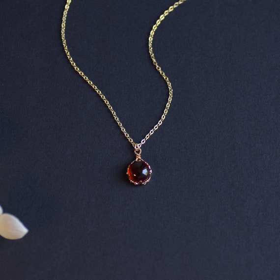 Natural Garnet Necklace,January Birthstone,Garnet Jewelry,Gemstone Necklace,Dainty Gold Necklace for Women,Bridesmaid Gifts,Gift for Her