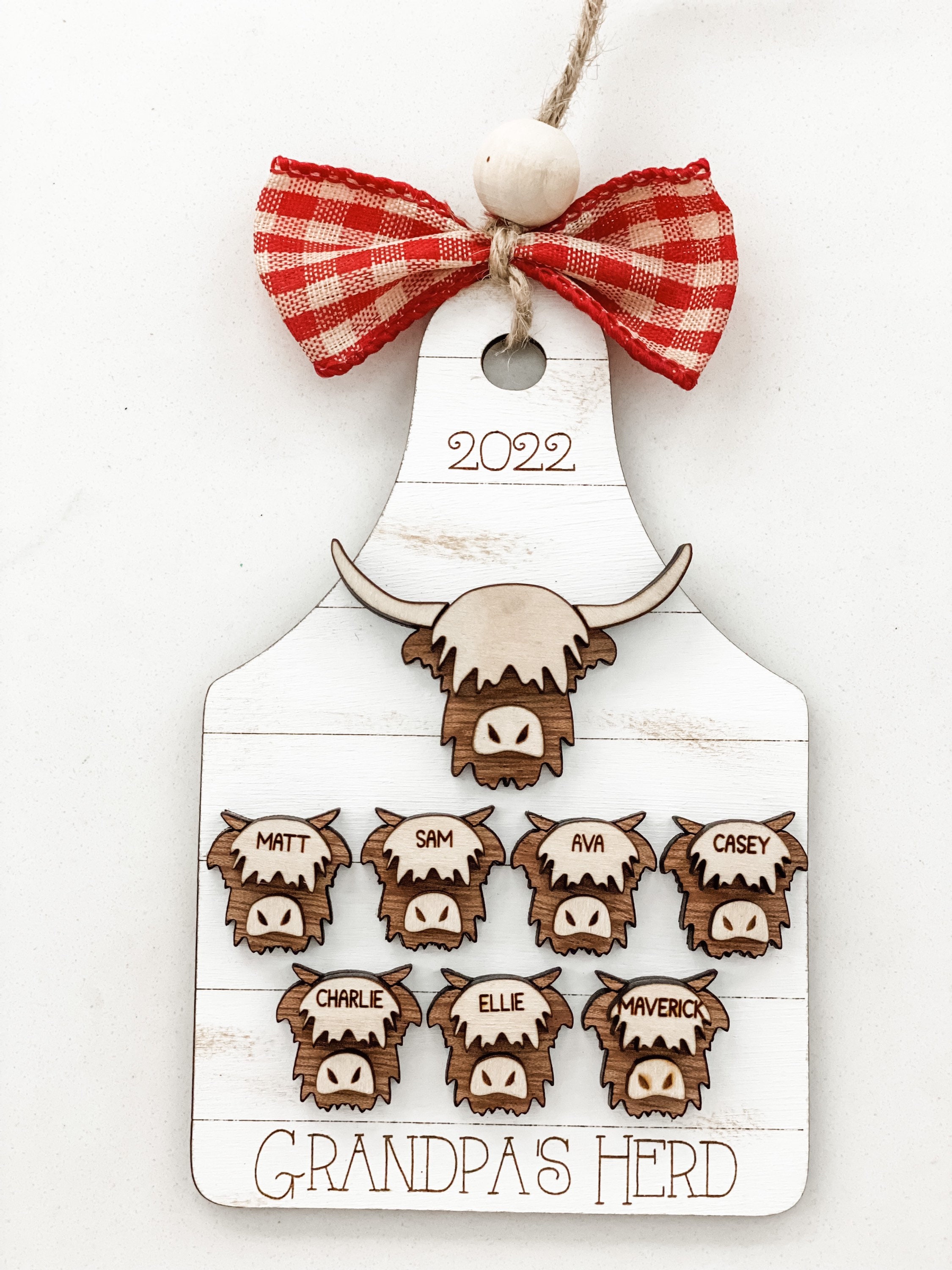 Highland cow, family christmas ornament, farmhouse Christmas, 2025 ornament, rustic christmas ornament, boho farmhouse decor