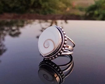 Shiva eye shell ring,Bohemian Ring,Cowrie Mermaid Ring,Seashell Ring,Gift For Her,Handmade Ring,925 Sterling Silver Ring