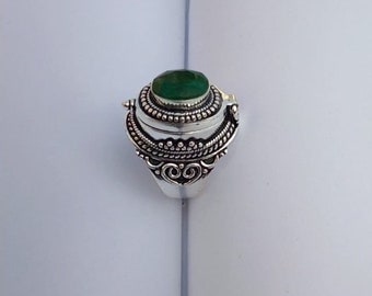 Emerald Gemstone Sterling Silver Pill Box Ring: Handmade Locket Ring