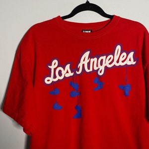 deadmansupplyco Vintage 70's-styled Basketball Decal - Los Angeles Clippers (Red) T-Shirt