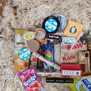 Rolling Tray Gift Set: FriesTakai // Small Raw Fries Tray included
