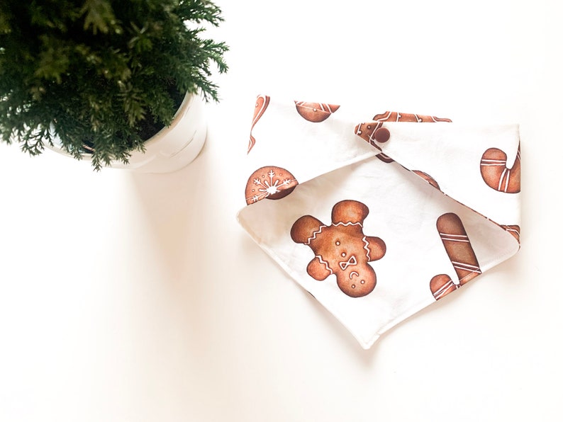 GINGERBREAD DREAM Dog bandana Christmas popper Snap On image 2