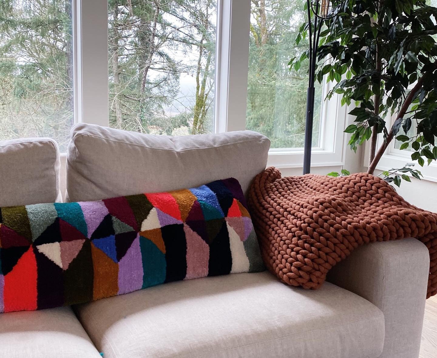 Oreiller Géométrique, Tufté à La Main. Oreiller Corporel. Grand Oreiller. Coutume.