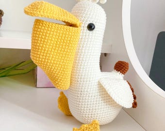Handmade Pelican toy, Crochet Pelikan, Amigurumi Pelican, Small Pelican Organizer, Table Decoration, Desk Organization