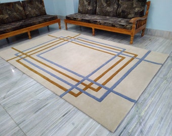 Hand-Tufted Wool Rug: Modern White Area Carpet (4x6 Feet)