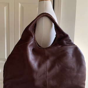 Vintage Pebble-grain Leather Banana Republic Bag With