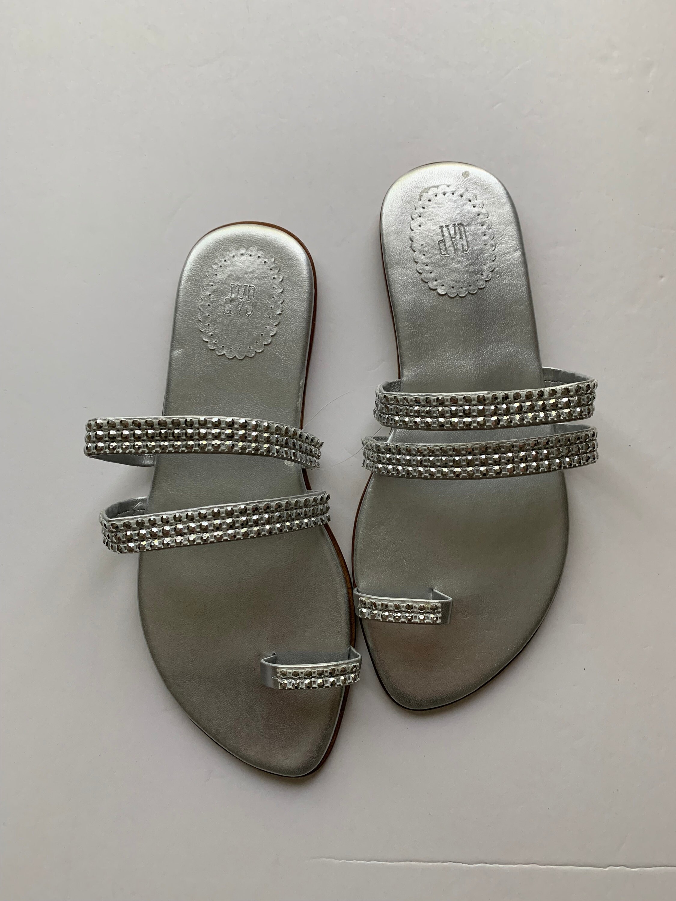 Gap sandals deals