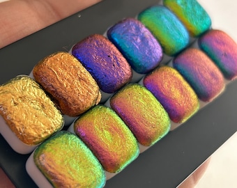 Colorshift Watercolor Set: 12 Intense Chameleon Mini Pans, with Tin Box