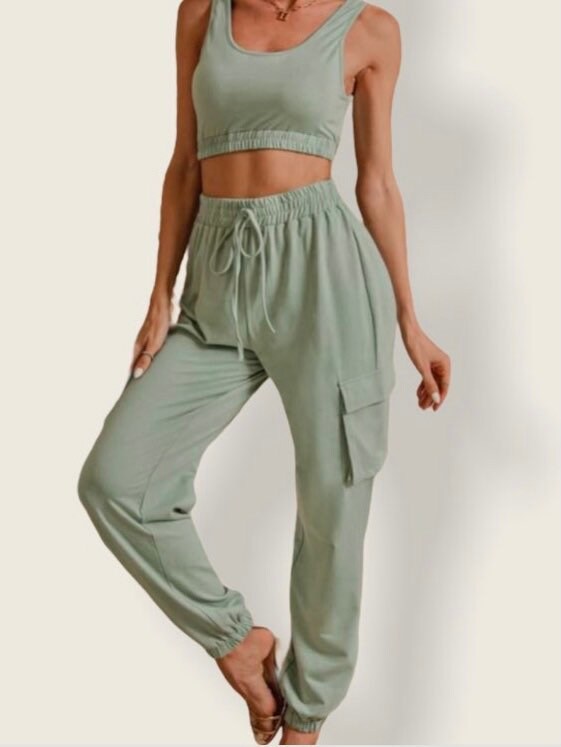 Green two piece jogger set L | Etsy