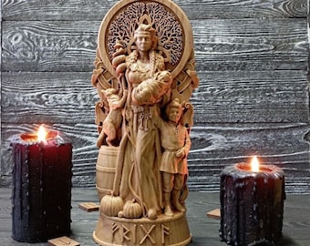 Frigga, Friga, God viking, norse gods, wood carving, altar